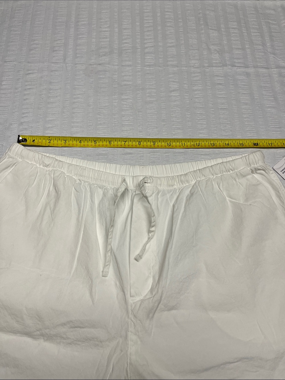 Athleta Paradise Bermuda Shorts in crisp white. Sz L. 7 inch inseam. - Picture 7 of 12